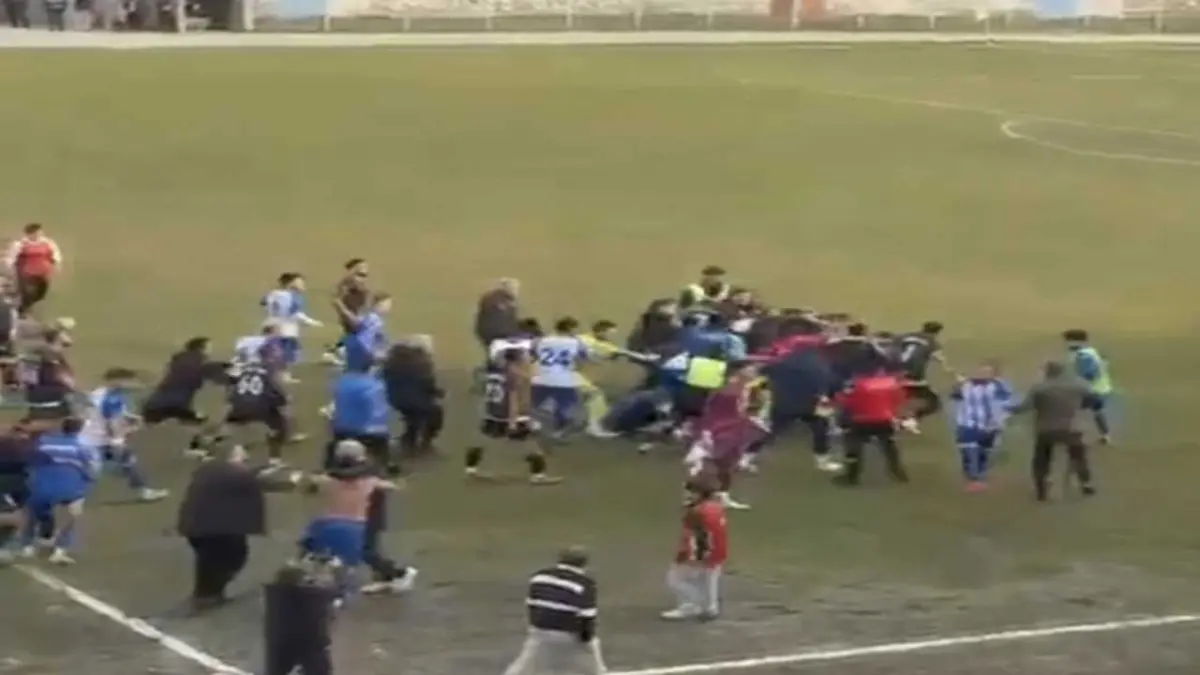 Amatör maçta kavga: 3 yaralı haberinin görseli