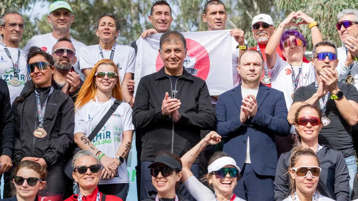 Bakan Kacır: Dijital teknoloji ekosistemimizin rekabet gücünü yükseltmeye devam edeceğiz haberinin görseli