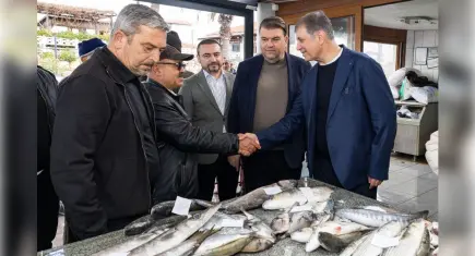 İzmir’de küçük ölçekli balıkçıya tekne bakım desteği