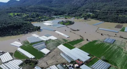 Muğla’da selin bilançosu ağır oldu: Binlerce dekar arazi ve serada hasar var
