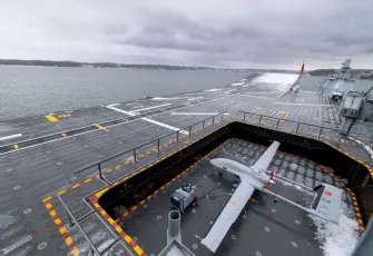 NATO tatbikatında Bayraktar TB3’ten tam isabetli atış