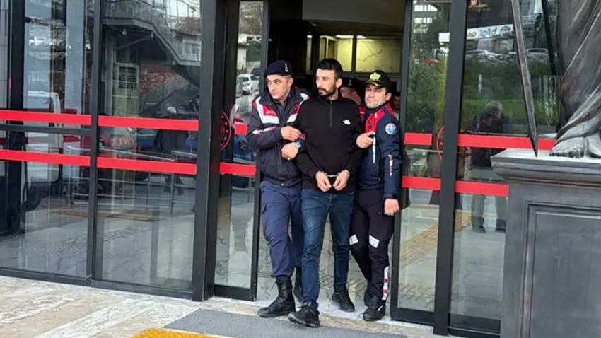 Aracında vurulmuştu: 3 şüpheli tutuklandı haberinin görseli