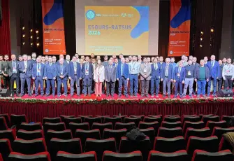 Avrupa’nın ünlü ürologları DEÜ’de canlı cerrahi gerçekleştirdi