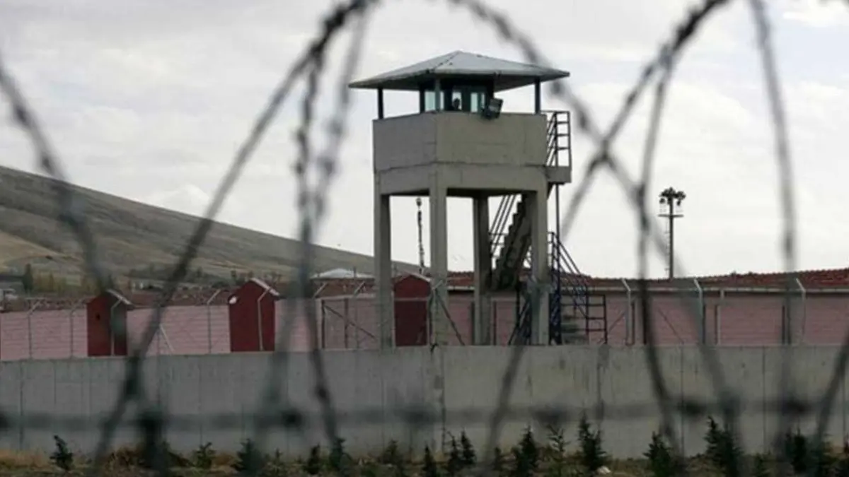 Cezaevlerinde kapasite aşıldı: 304 bin kişilik yer, 407 bin mahpus haberinin görseli