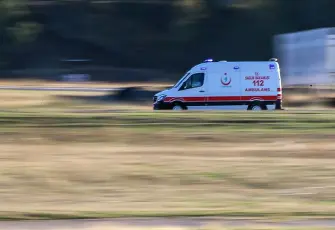 Düğünde alacak verecek meselesi kanlı bitti: 1'i çocuk 8 yaralı