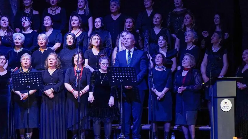 Gaziemir’de Türk Halk Müziği coşkusu