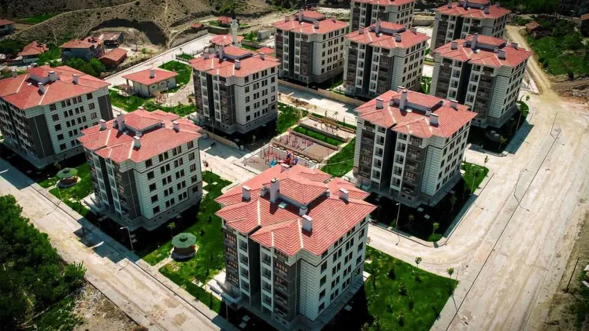 İlk Evim Konut Kredisi ile yüzde 1,20 faiz oranıyla ev alma fırsatı! İlk Evim Konut Kredisi şartları|1,20 faizli ev kredisi detayları haberinin görseli