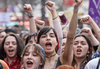 İzmir’de 8 Mart hazırlıkları başladı: Kadınlar yaşam hakkı için buluşacak 