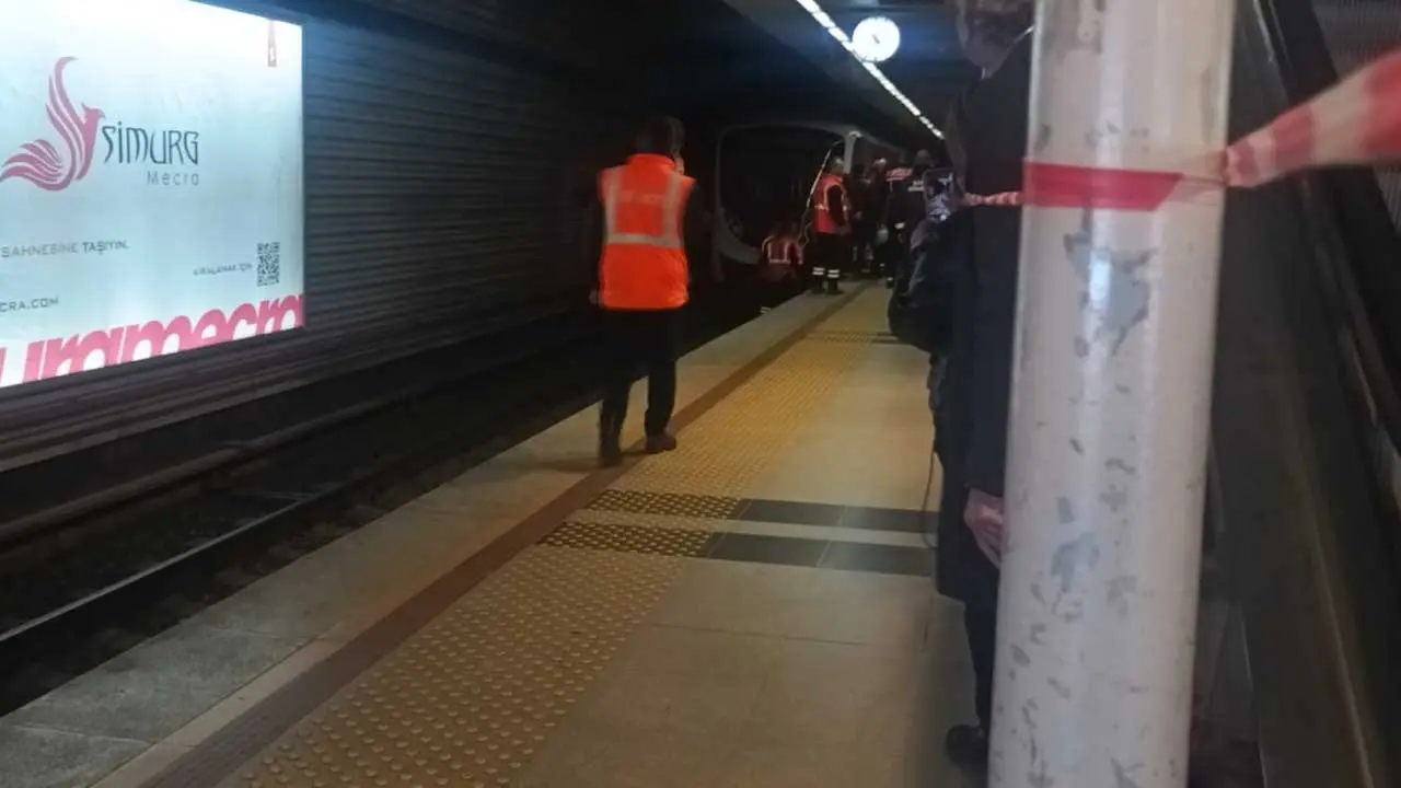 Konak metro istasyonunda intihar girişimi