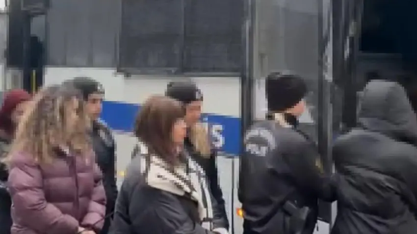 OnlyFans operasyonu: 16 fenomen adliyeye sevk edildi!