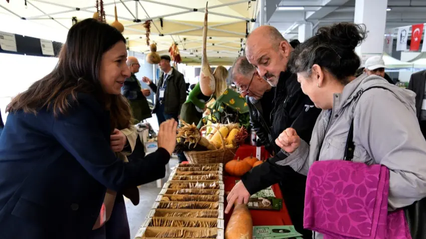 Bornova'da tohum takas şenliği
