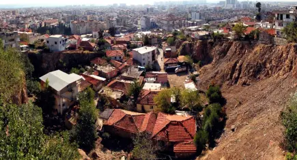 Karşıyaka'da Taş Ocağı Planları askıya çıktı