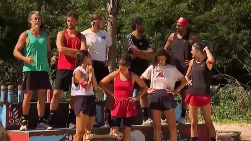 Survivor dokunulmazlık oyununu hangi takım kazandı? haberinin görseli