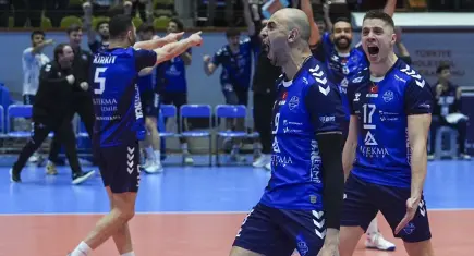 Altekma Romanya’da altın buldu: İzmir ekibi Avrupa’da yarı finalde!