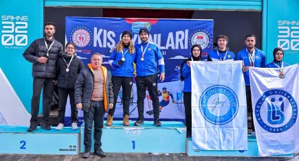Egeli sporculardan Kar Boccesi Şampiyonası'nda büyük başarı