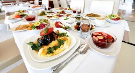 İftar menülerinde gizli ücret uygulamalarına geçit verilmeyecek