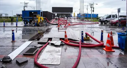 İzmir’de sağanak sonrası tahliye