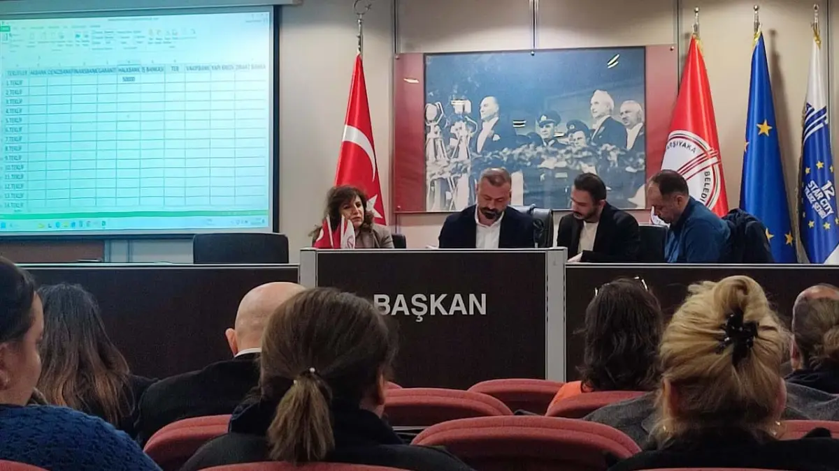 Karşıyaka'da çetin promosyon pazarlığı: Son teklif ne oldu? haberinin görseli