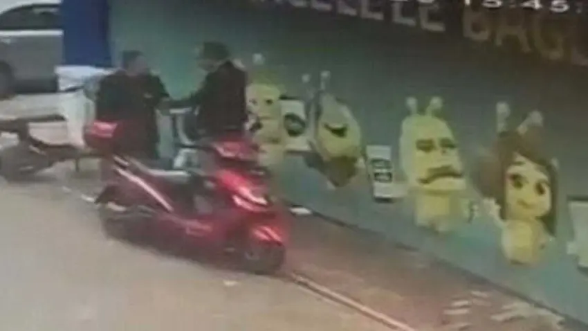 Nazilli’de JASAT’tan kaçamadı: Uyuşturucu satarken suçüstü yakalandı haberinin görseli