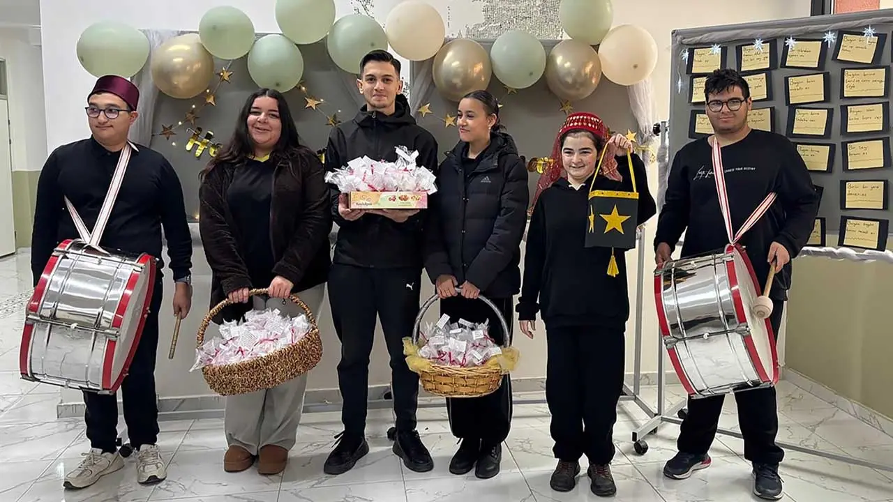 Okul koridorlarında Ramazan ışıltısı: İzmir ve Aydın’da hazırlıklar tamam