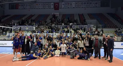 Altekma Avrupa’da yarı finale yükseldi