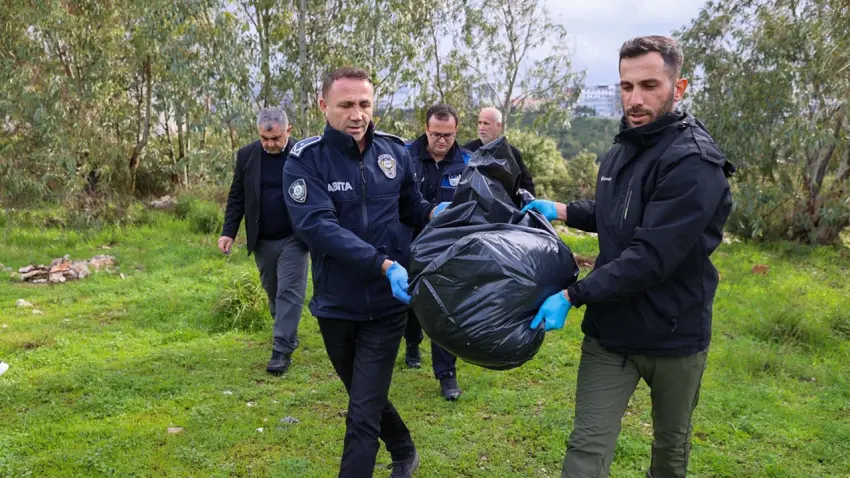 İzmir haber: Zehirlendiği iddia edilen 8 hayvan ile ilgili inceleme başladı