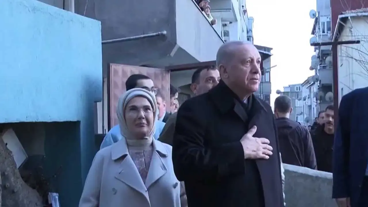 Cumhurbaşkanı Erdoğan, Kayacık ailesinin iftar sofrasına konuk oldu