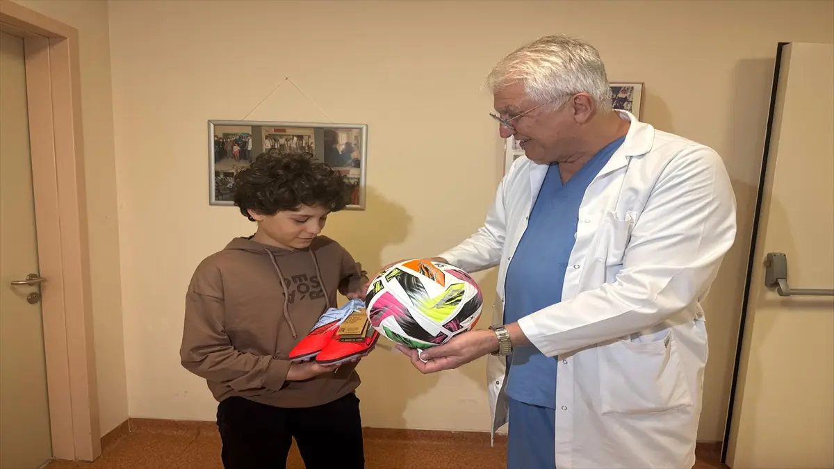 Kalp ameliyatı geçiren Bilal, sahalara dönmenin mutluluğunu yaşıyor görseli