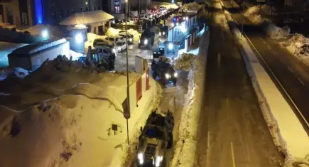 Tefecilere "Çek-Senet" darbesi: Çok sayıda silah ve belge ele geçirildi