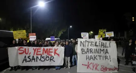Barınamıyoruz Hareketi’nden İzmir’de insanca yaşam çağrısı