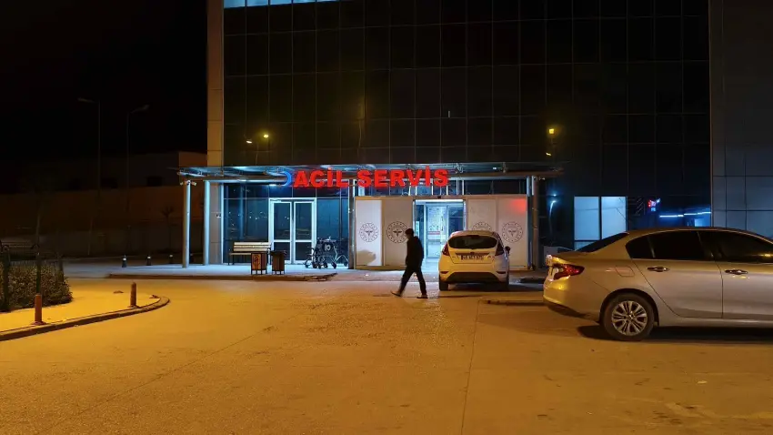 Dört yıl önce 6 yaşındaki kızlarını taciz etmişti: Duruşma günü anneyi öldürdü, baba-kızı ağır yaraladı haberinin görseli