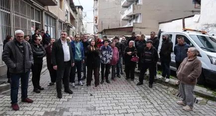 İzmir’deki Buca Onat Tünel’i mağdurlarından belediye bir tepki daha