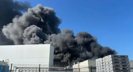 Akhisar’da korkutan yangın: Oyuncak fabrikasından yükselen dumanlar gökyüzünü kapladı!