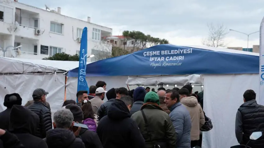 Çeşme’de mahalle iftarlarına yoğun ilgi haberinin görseli