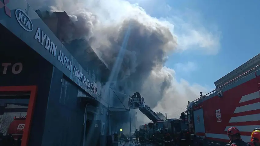İzmir haber: Buca’da yangın paniği haberinin görseli