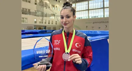 Trampolin cimnastikte İzmir imzası: Bakü’den iki madalya