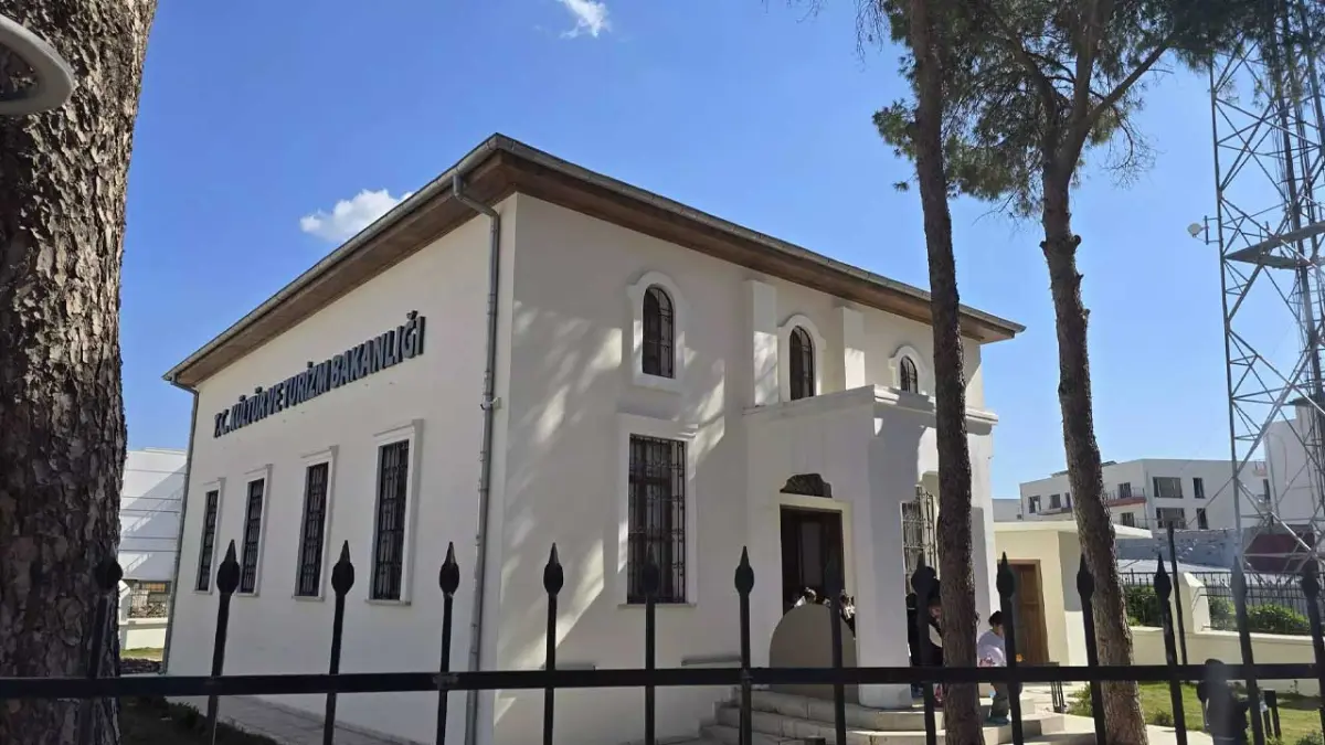 Hatay’da deprem sonrası kütüphaneler büyüdü, kitap sayısı arttı görseli