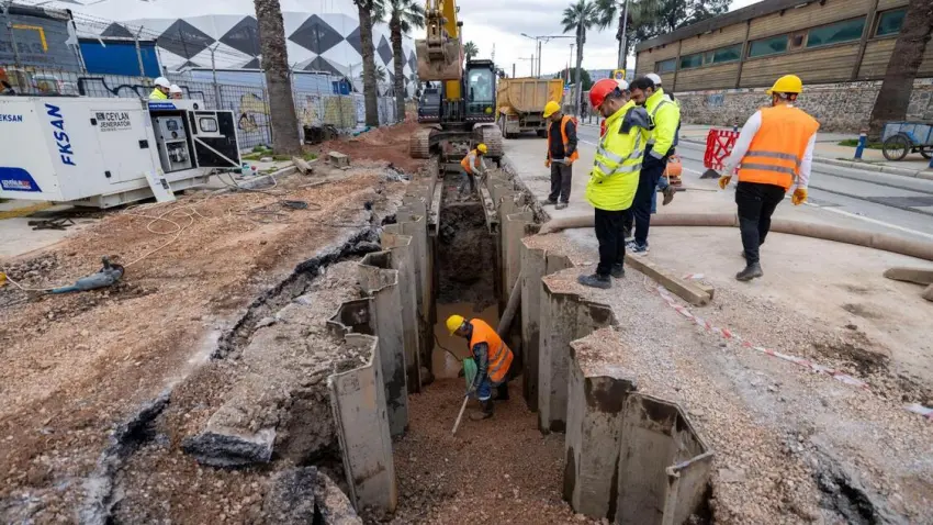 İZSU’dan Alsancak’a altyapı yatırımı: Taşkın ve koku sorununa kalıcı çözüm haberinin görseli