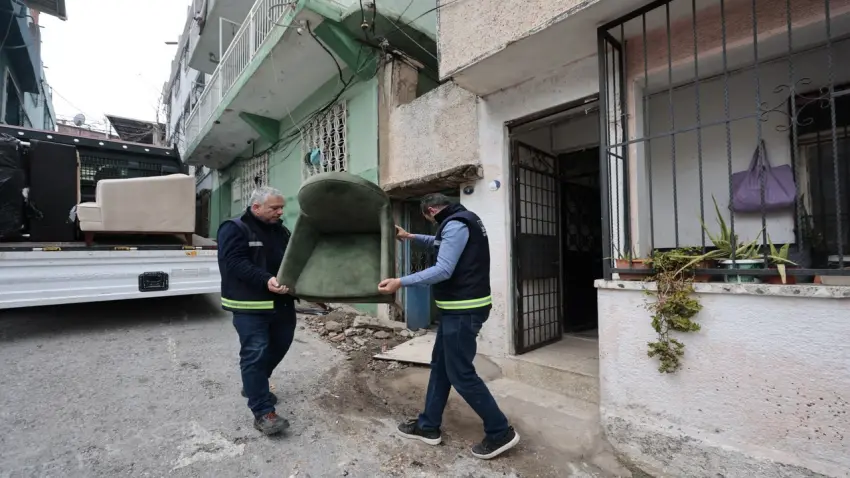 Konak’ta kullanılmayan eşyalar ihtiyaç sahiplerine ulaşıyor haberinin görseli