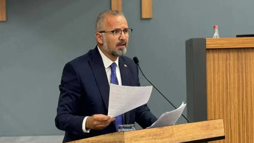 Çankaya Otoparkı tartışmasında AK Partili Yıldız’dan Başkan Tugay’a kontra  haberinin görseli