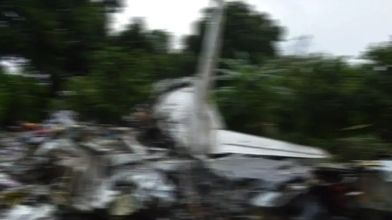 Kazakistan'da askeri uçak düştü