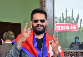 Nepal’in başına rapçi geçebilir: Balen Şah yarışta önde