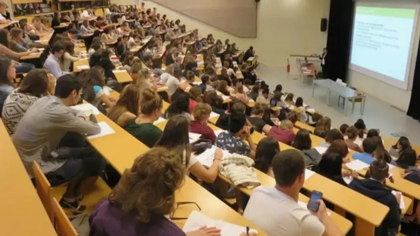 Üniversite öğrenci affında taslak ortaya çıktı: Ek sınav hakkı geliyor haberinin görseli