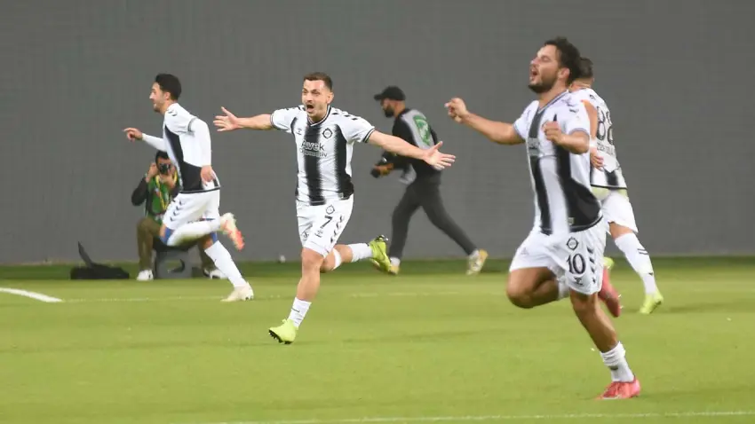 Altay SK derbi tarihinde Karşıyaka Spor Kulübü’ye üstünlük kurdu haberinin görseli