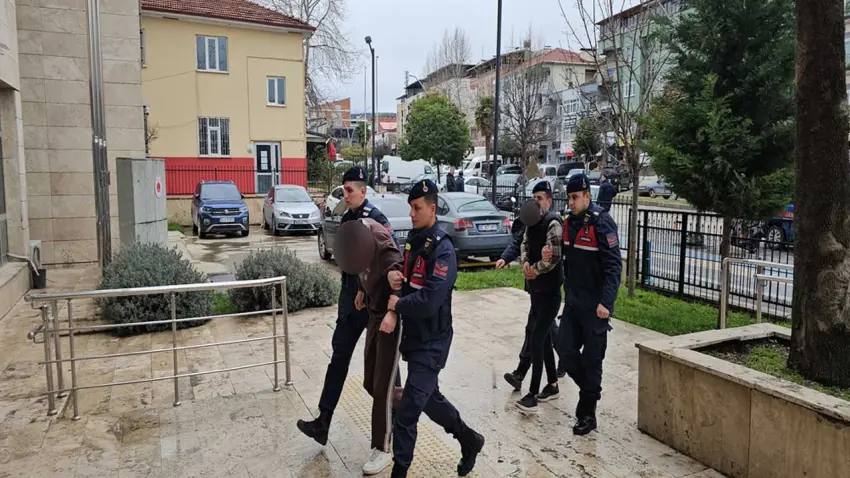 Çalınan tarım aletleri sahibine teslim edildi: Hırsızlık şebekesi adliyede haberinin görseli