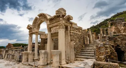 Efes Antik Kenti’ndeki inşaat faaliyetleri yargıya taşındı