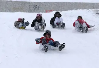 Eğitime kar engeli: 27 Şubat'ta hangi illerde okullar tatil?