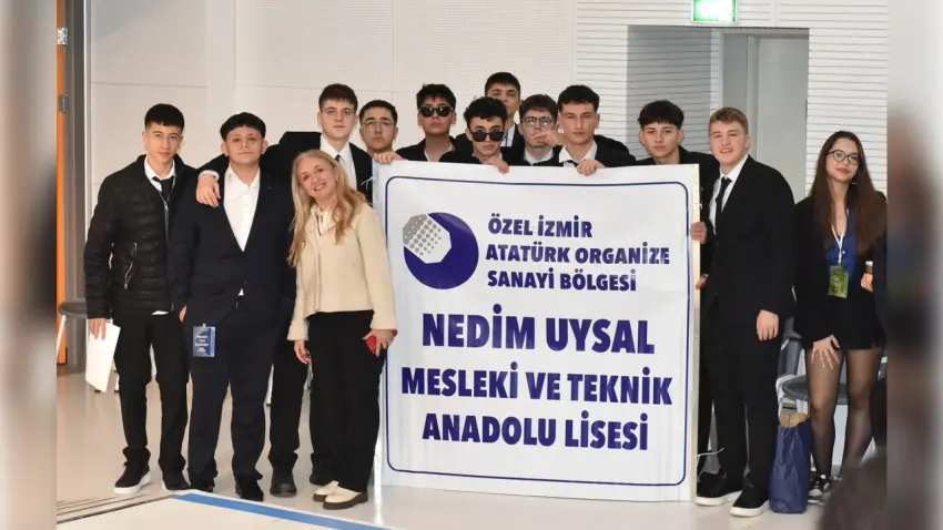 İzmir’de uluslararası model konferansa yoğun katılım haberinin görseli