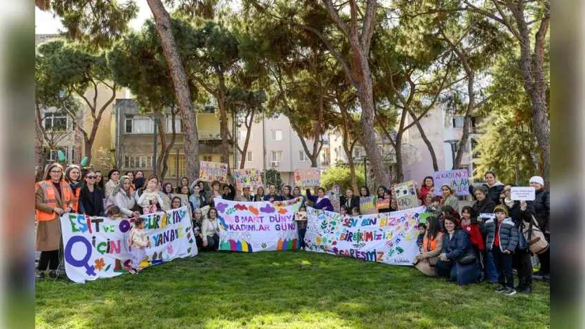Kadınların sesi İzmir’de yükseliyor: Büyükşehir’den 8 Mart etkinlikleri haberinin görseli