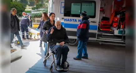 Konak Belediyesi’nden ihtiyaç sahiplerine ücretsiz ambulans desteği